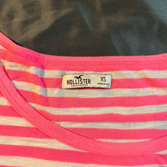 Hollister T-Shirt - Picture 2 of 7
